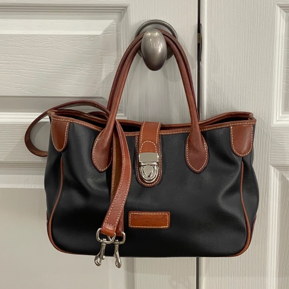 VINTAGE Dooney & Bourke Leather Crossbody Satchel Bag EUC! - Picture 9 of 13